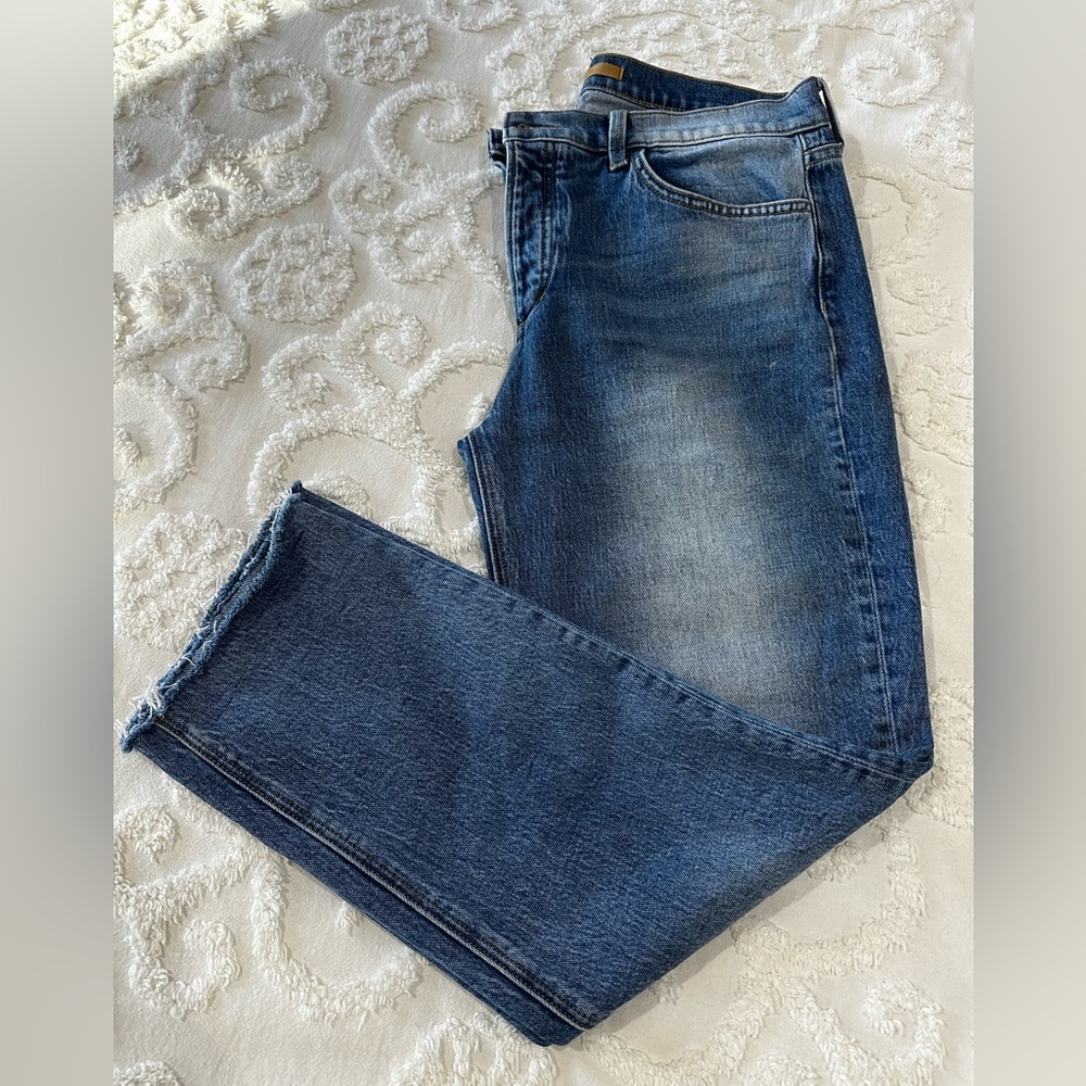 Joe’s Jean’s Women’s The Scout Mid-Rise Slim Boyfriend Size 31